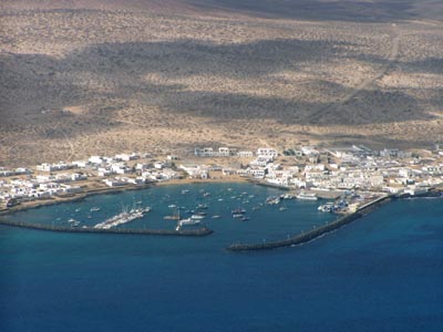 Blick vom Mirador del Rio nach La Graciosa