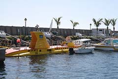 U-Boot für einen Tauchausflug vor der Küste von Gran Canaria
